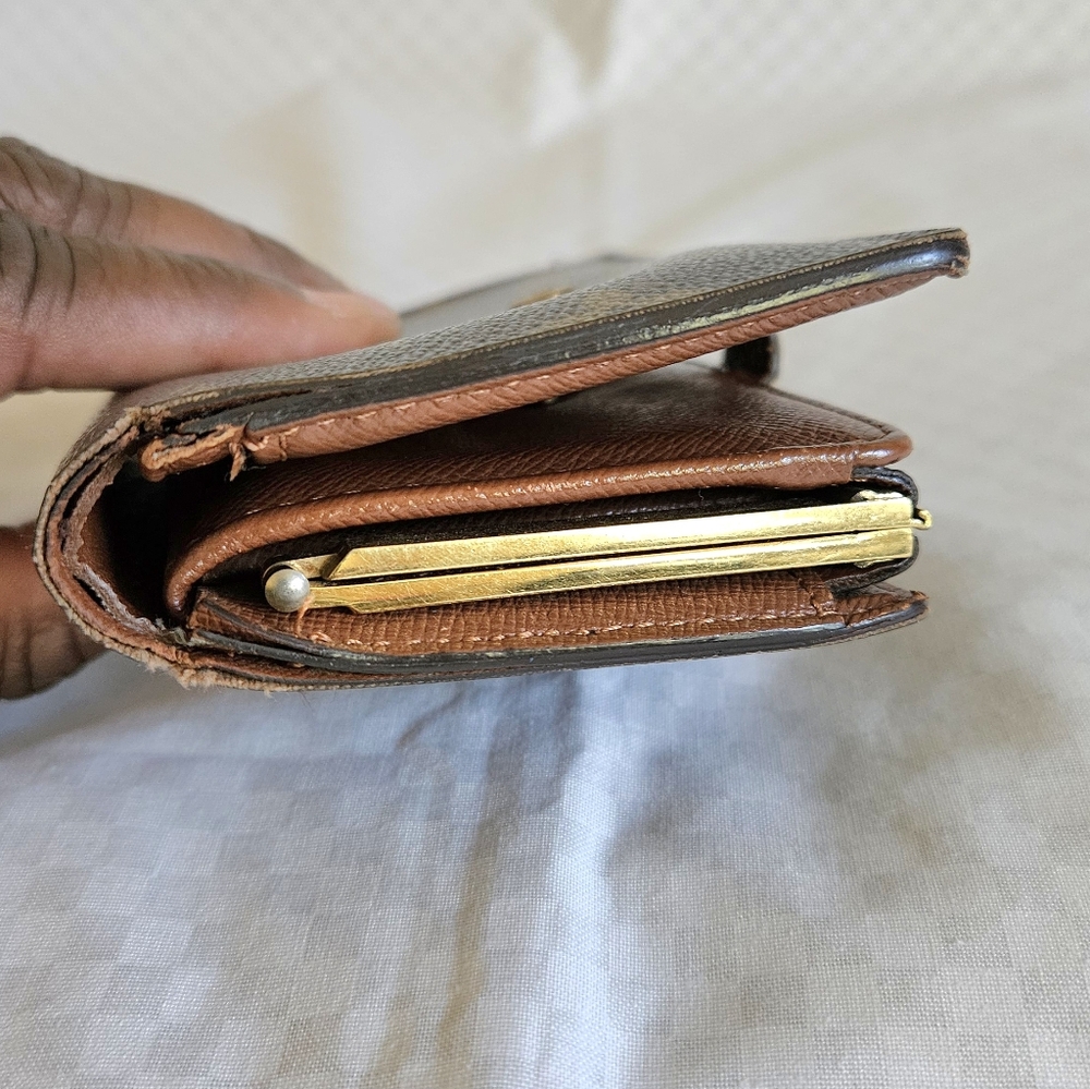 Louis Vuitton Monogram Brown and Gold Small Wallet - Picture 12 of 13